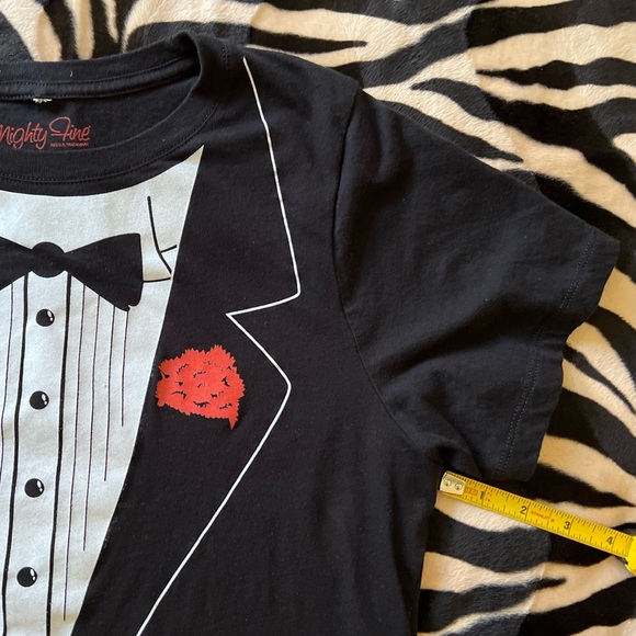 Mighty Fine Hot Topic Tuxedo Design Short Sleeve Black T-Shirt - Y2K/Prom - XL - Picture 11 of 13